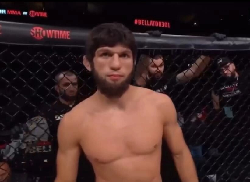    Многие в соцсетях заподозрили, что Тимур Хизриев злоупотребляет своим успехом и высоким статусом. Фото: кадр видео