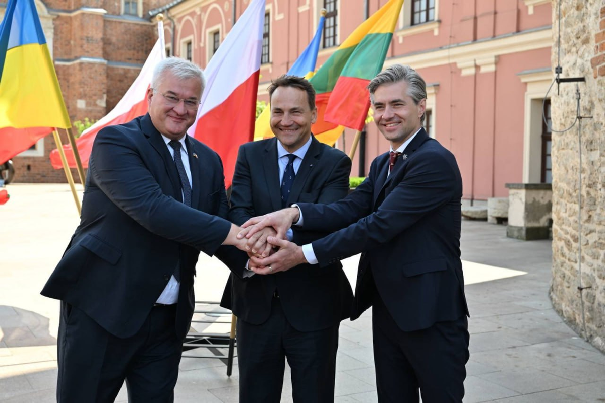 Х / Kęstutis Budrys