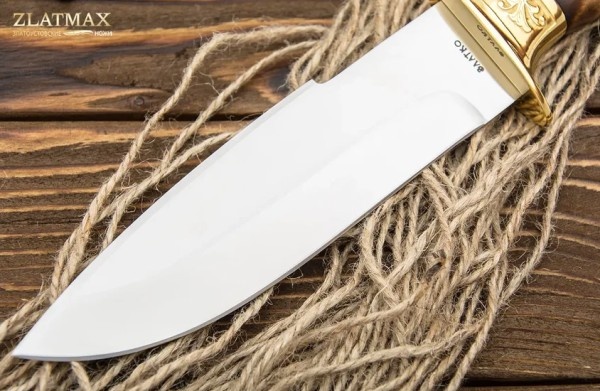 Пример ножа с сайта https://www.zlatmax.ru/nozh-gornostay-1-100h13m-oreh-latun.html