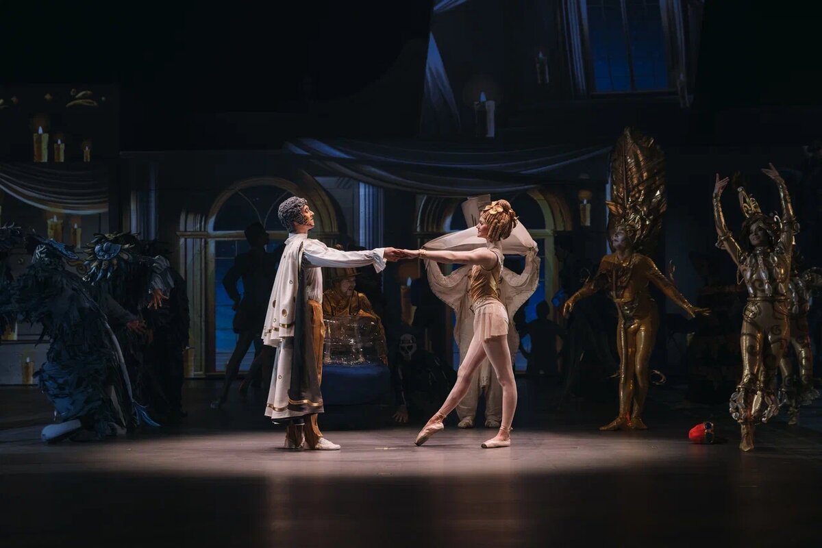    В Москве можно увидеть шоу в формате нового цирка «Сны Пушкина» (фото 2)