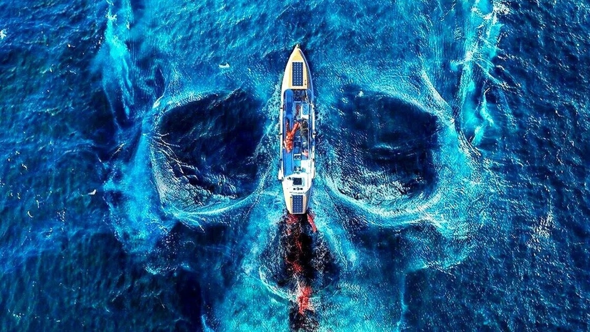 Фильм "Открытое море. Смерть рядом" (2025) рецензия