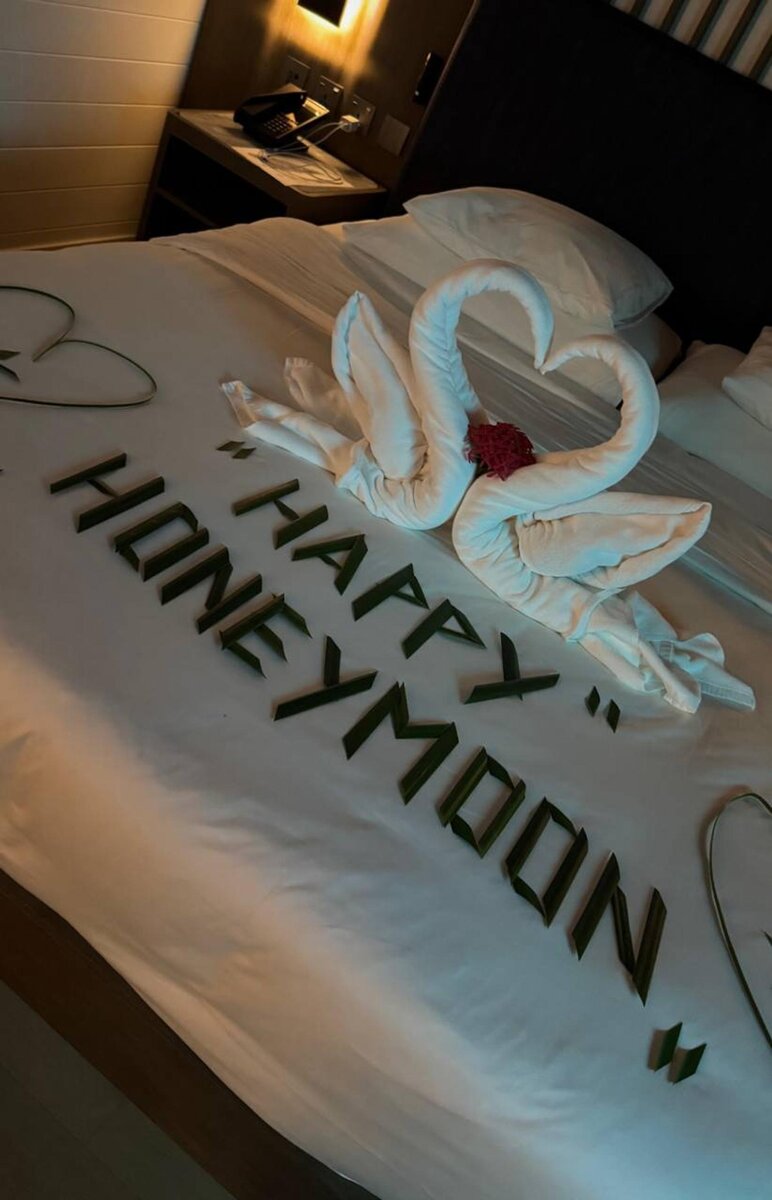     Номер пары на Мальдивах. Фото: Инстаграм (запрещён в РФ) @dinaverina98