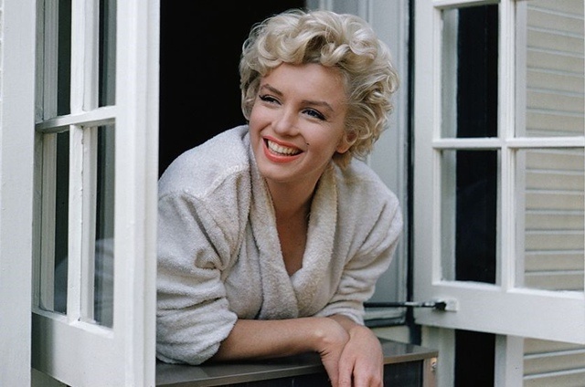 Мэрилин Монро во время съемок фильма "Зуд седьмого года". Фото Сэма Шоу, 1954 год.