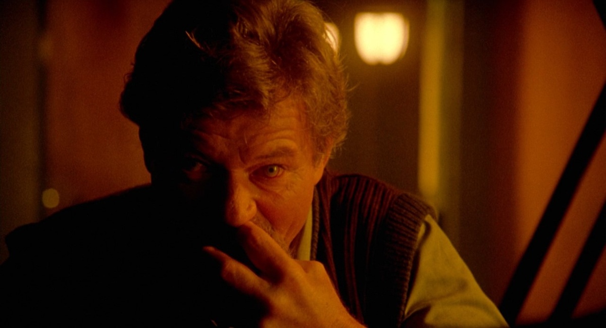 В видениях Бирса есть момент из альтернативной концовки. 