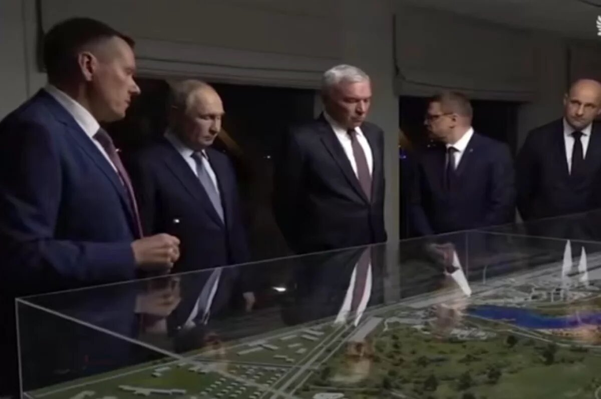    Путин открыл новый участок трассы М12 от Челябинска до Казани