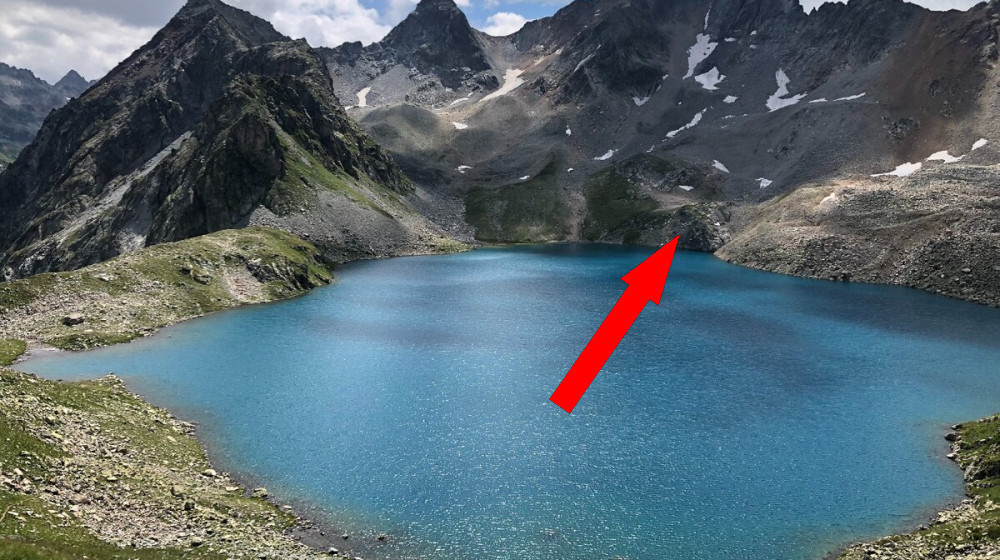    Тайна горных озер на высоте где вода бросает вызов гравитации