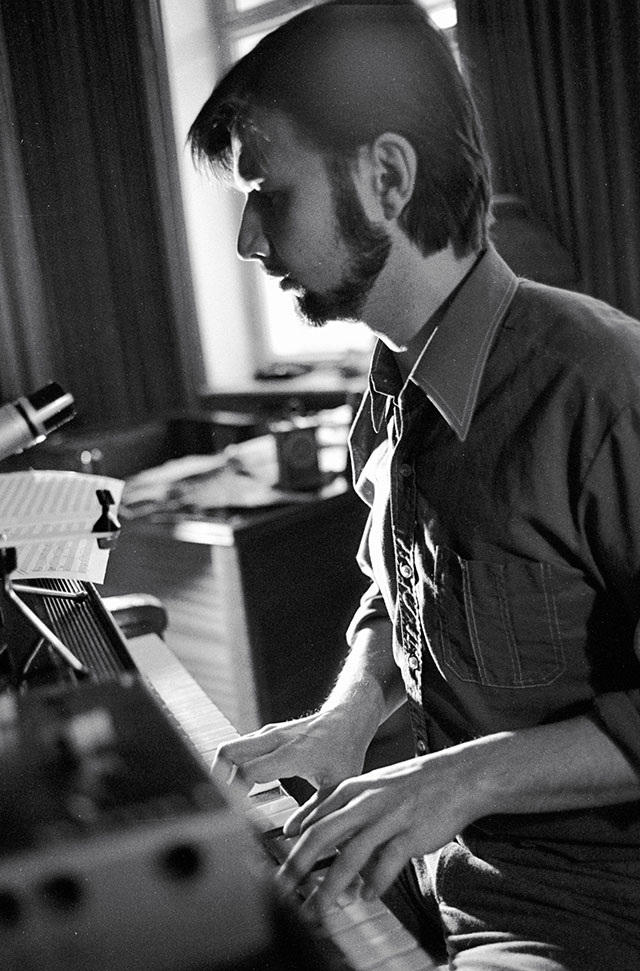    Алексей Рыбников за фортепиано, 1983 г. Фото: РИА Новости/ Борис Ушмайкин