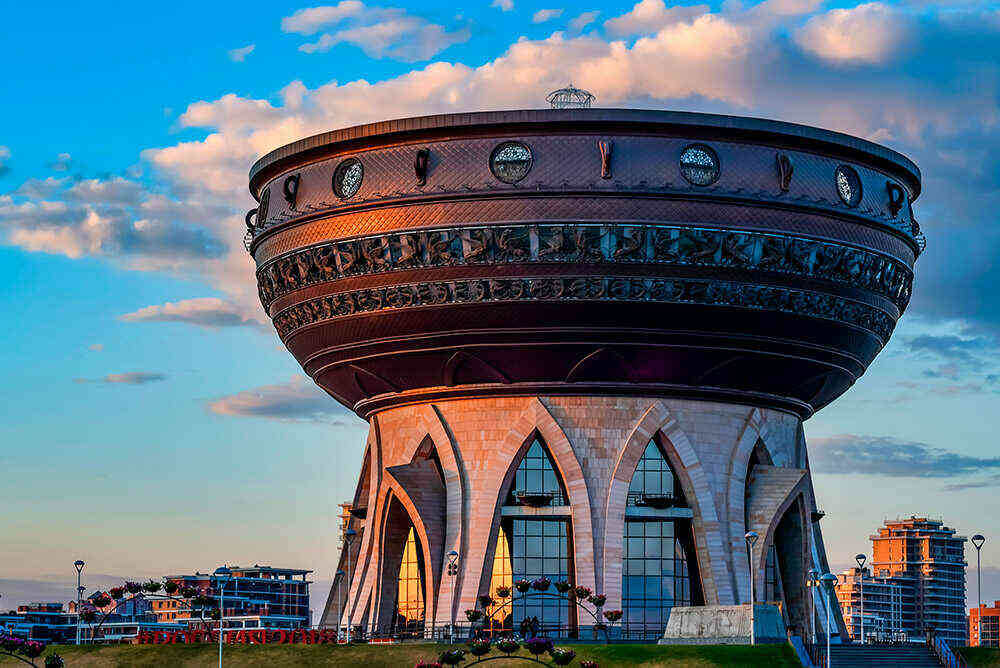 https://to-kazan.ru/blog/place/chasha-kazan