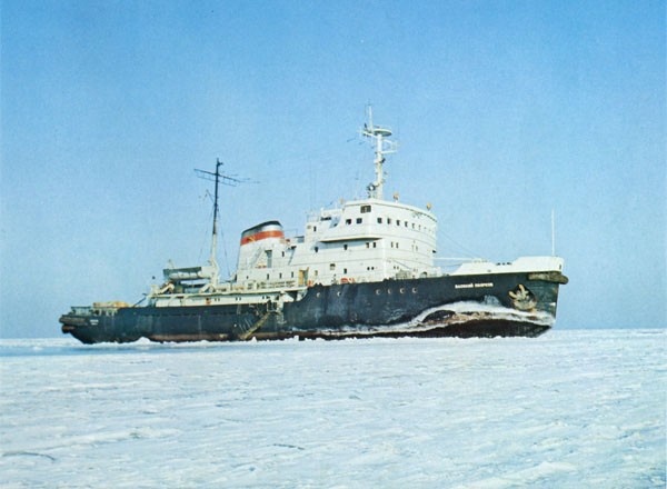   Фото: ледокол «Ерофей Хабаров»/«КолымаСтори»