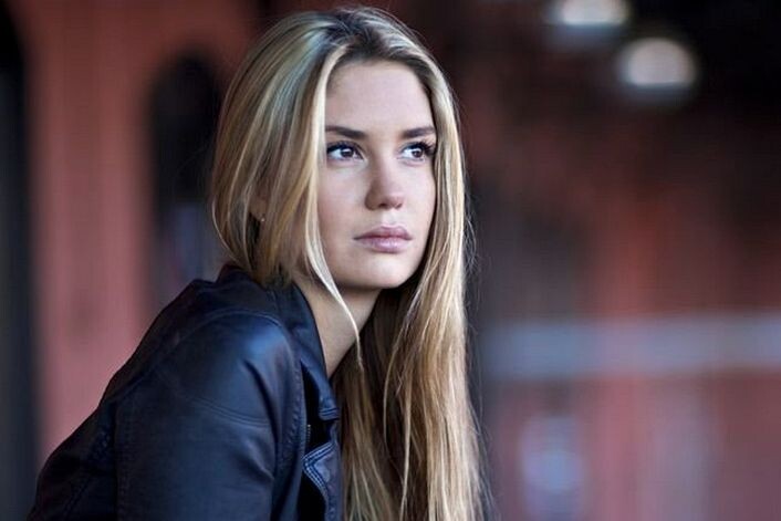 Агата Муцениеце