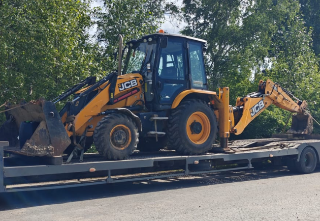 Перевозка трактора из г. Екатеринбург в г. Москва на трале