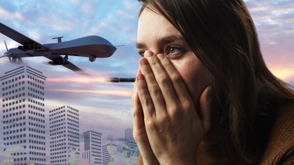 После атаки на Воронеж защита от БПЛА стала повседневной необходимостью. Обложка © Коллаж © Life.ru, фото © Shutterstock / FOTODOM / Gorodenkoff, PHOTOCREO Michal Bednarek