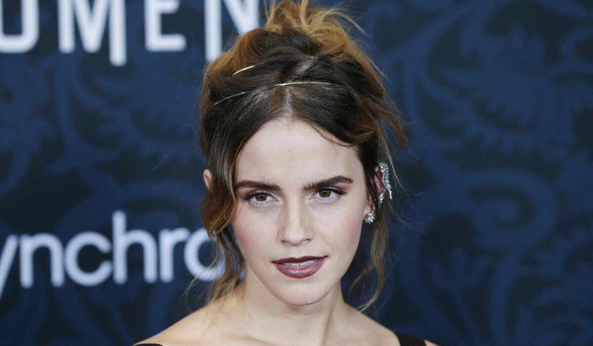     Звезду "Гарри Поттера" Эмму Уотсон лишили водительских прав