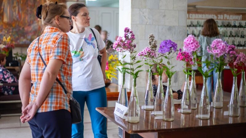     Выставка лилий и флоксов в садоводстве Сибири имени Лисавенко, Барнаул. Дарья Беркетова