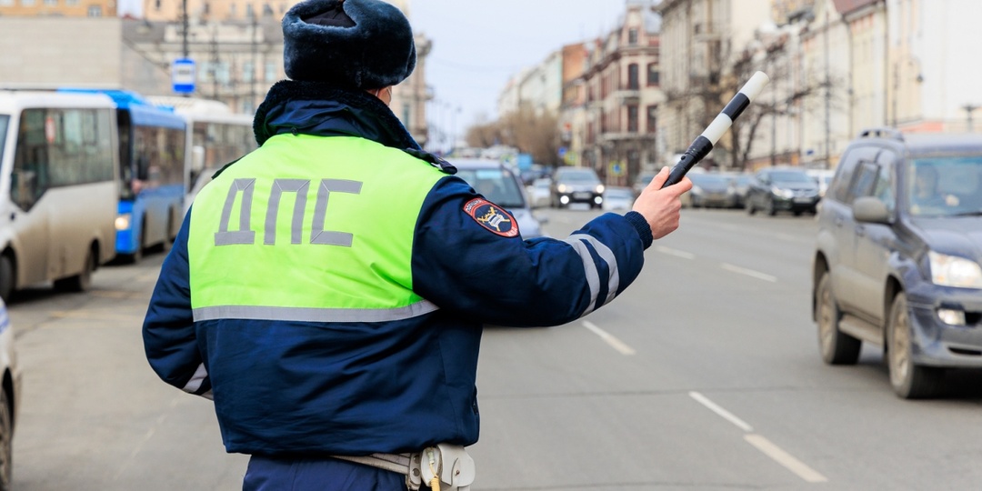 "Продать, пока не поздно": ГАИ массово проверяет старые машины. Кого уже начали штрафовать и что делать владельцам