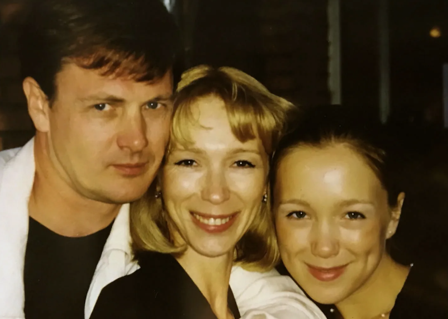 Юрий Мороз с первой женой Марией Левтовой и дочерью Дарьей.