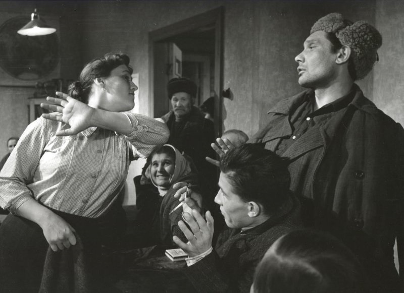 Кадр из фильма «Простая история» (1960). Скриншот.