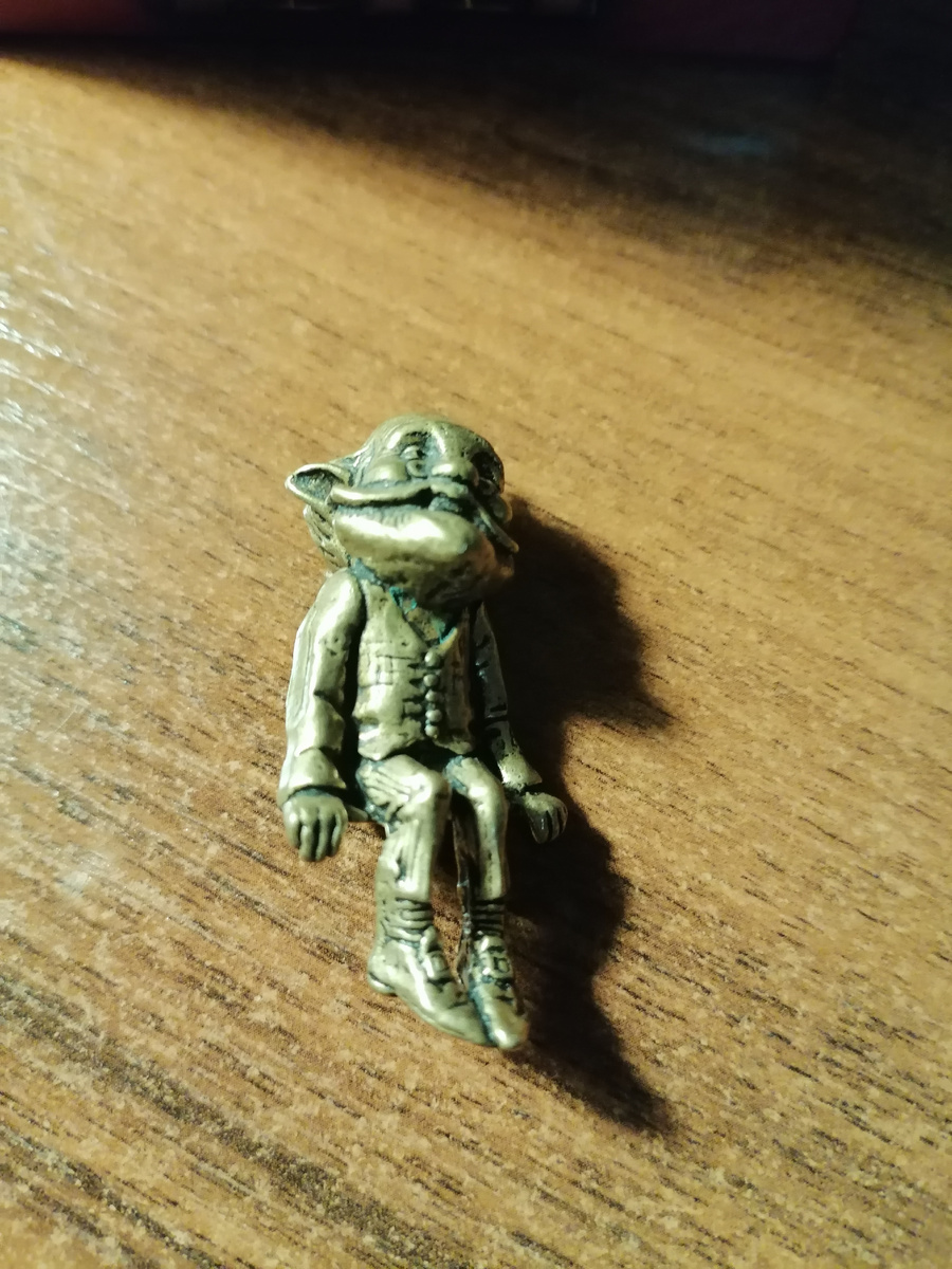 Никакой информационной нагрузки не несёт – для обложки статьи