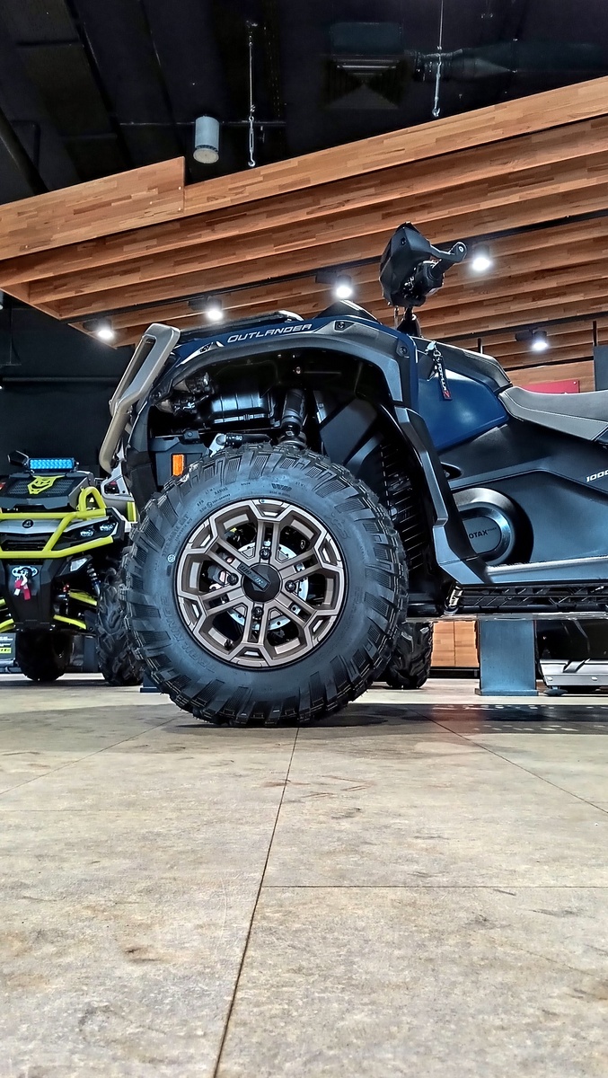 Амортизаторы FOX имеют регулировки, которыми почти никто не пользуется