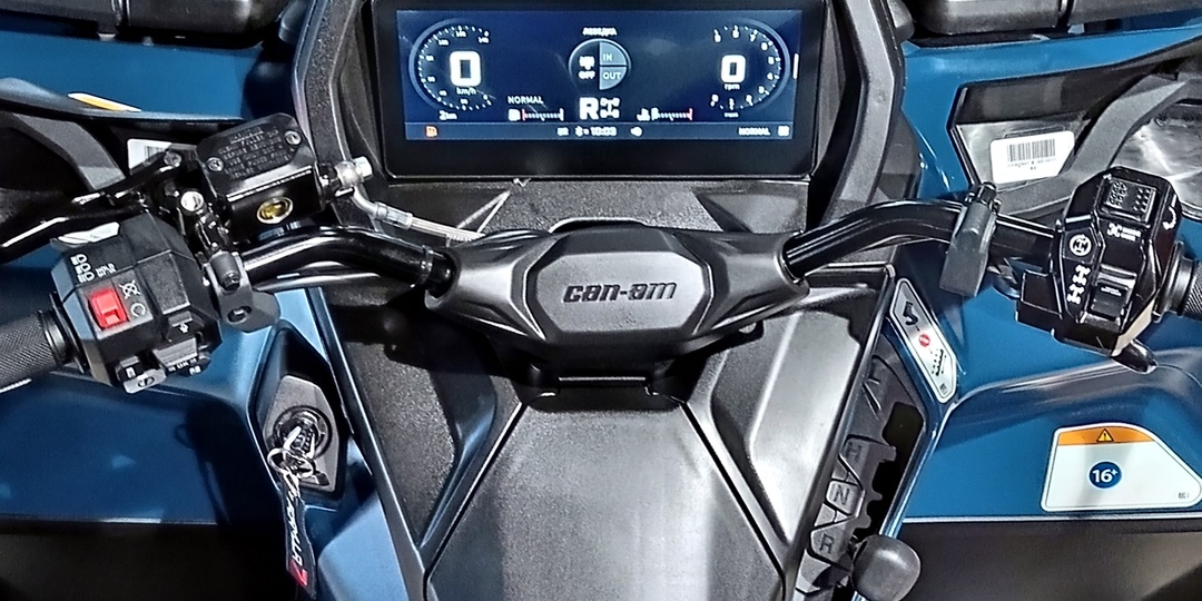 Outlander MAX 1000 LTD квадроцикл или смартфон на вариаторе? Манифест технологий BRP и статуса владельца!