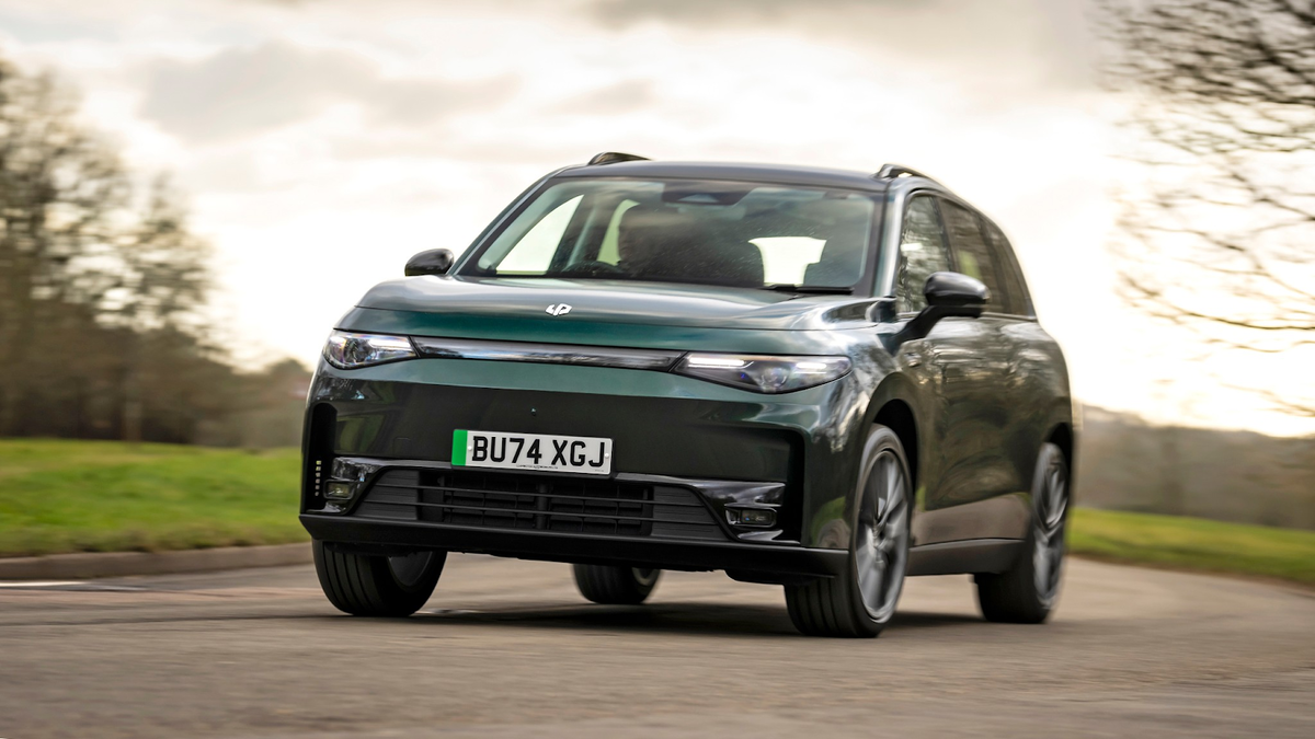 Для проверки выбрана праворульная модель для английского рынка