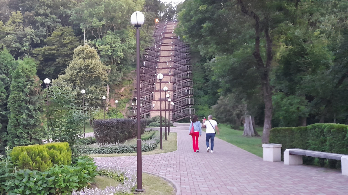 Лестница Мэздах