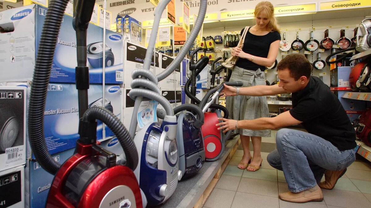 Продажа бытовой техники в московском магазине © Sputnik / Алексей Никольский