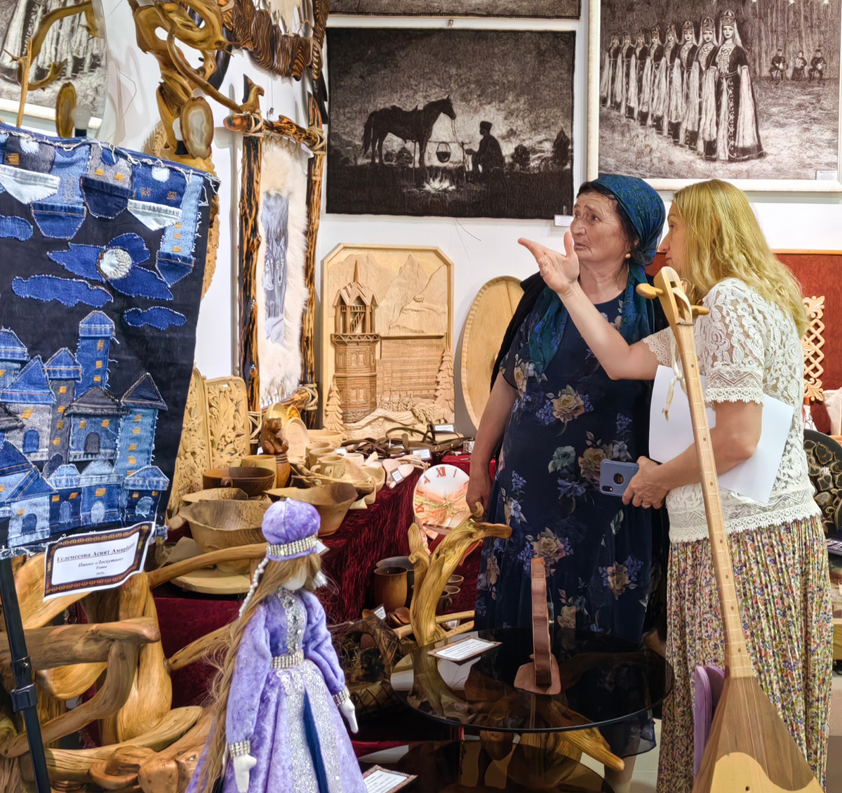 На выставке было представлено огромное количество работ. Фото автора.