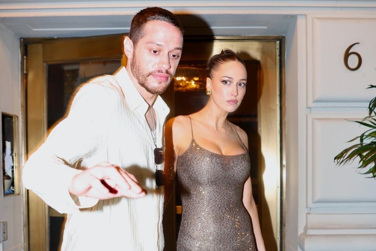    Пит Дэвидсон и Элси Хьюитт LEGION-MEDIA