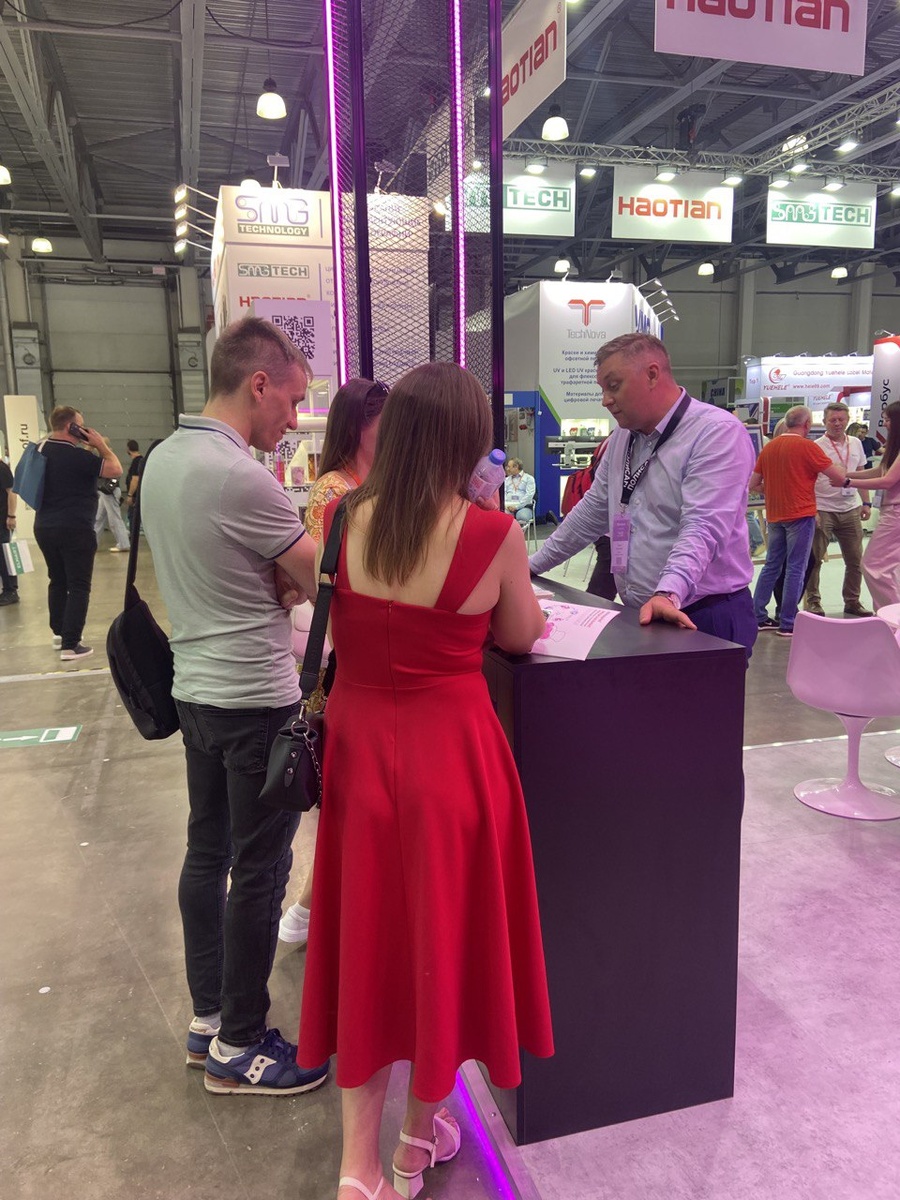 Максим Виноградов на стенде «Полисам», RosUpack 2025