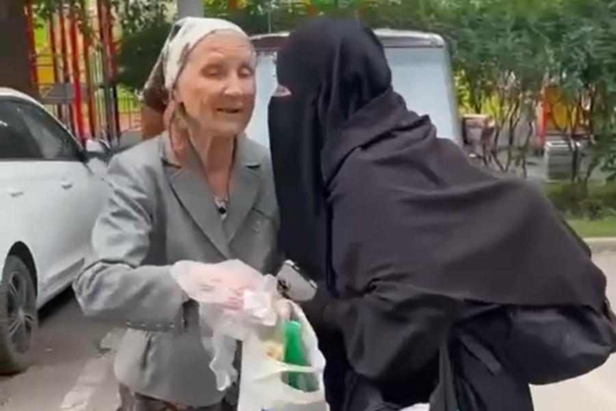 Скриншот видео.
