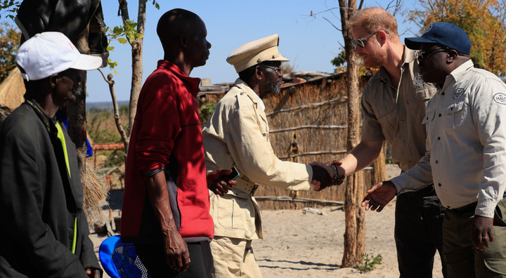 Принц Гарри в Анголе.