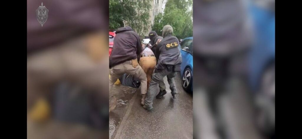    Фото: кадр видео пресс-службы УФСБ России по Петербургу и Ленобласти.