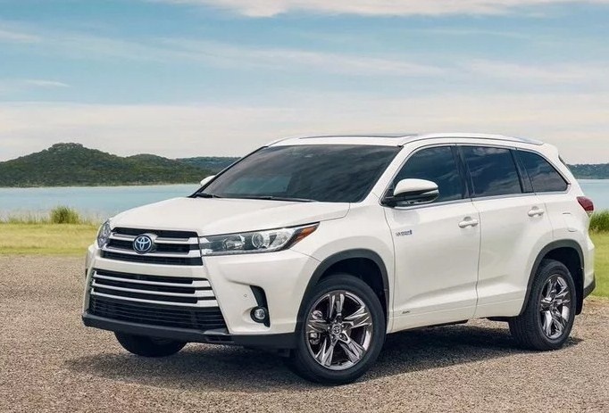 Какие японские машины почти не дешевеют: выбираем с умом