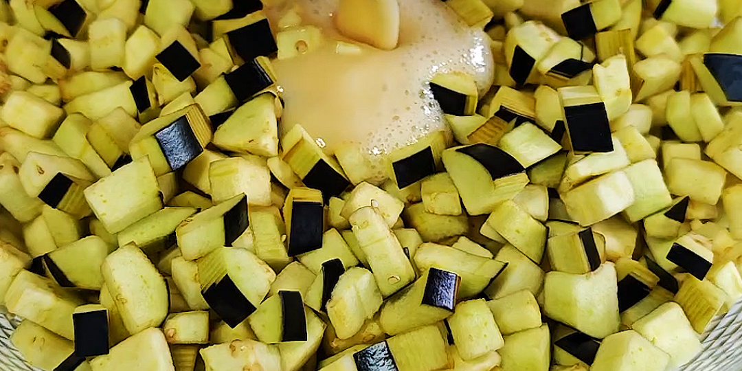 У вас есть 1 баклажан и яйцо? Никто не знает этого рецепта. Вкуснее мяса