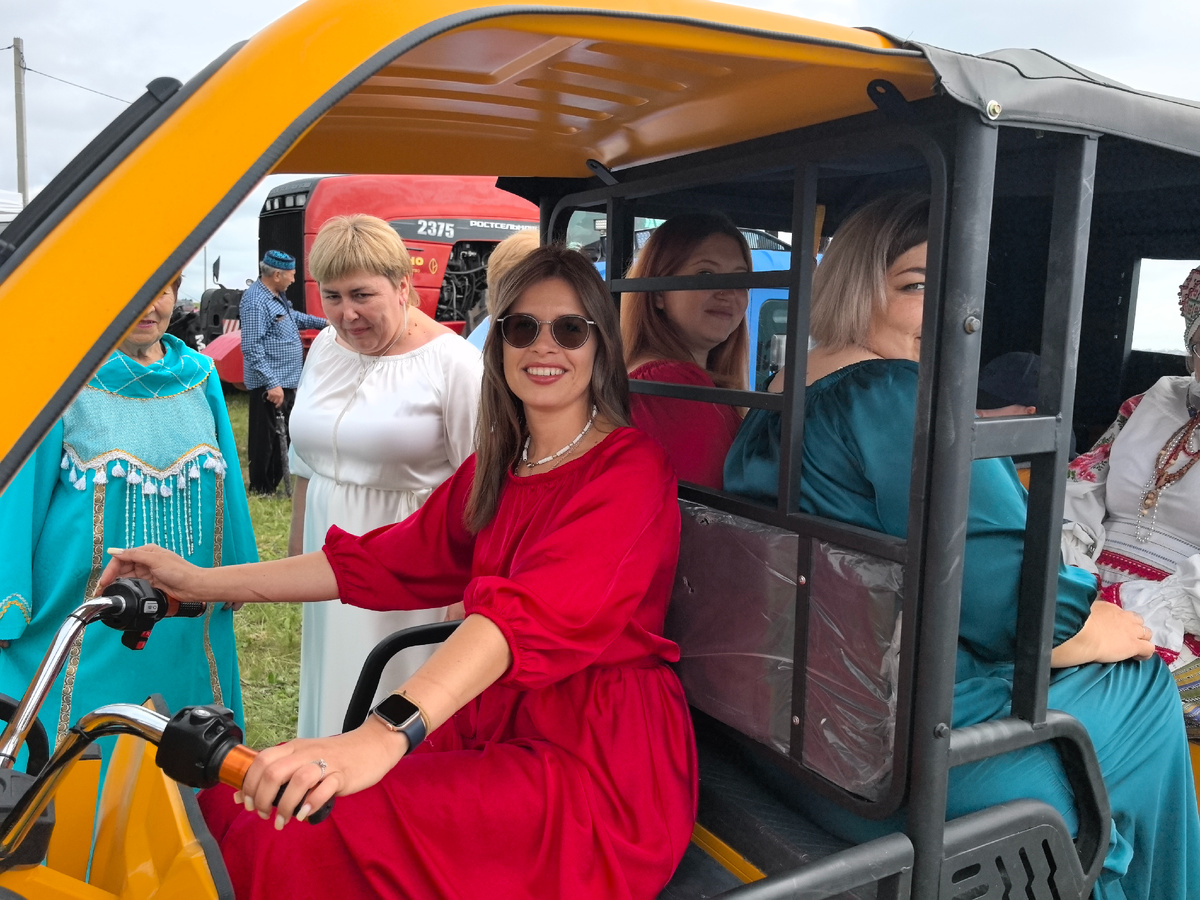 На Сабантуе трехколесная техника произвела фурор даже среди артистов 