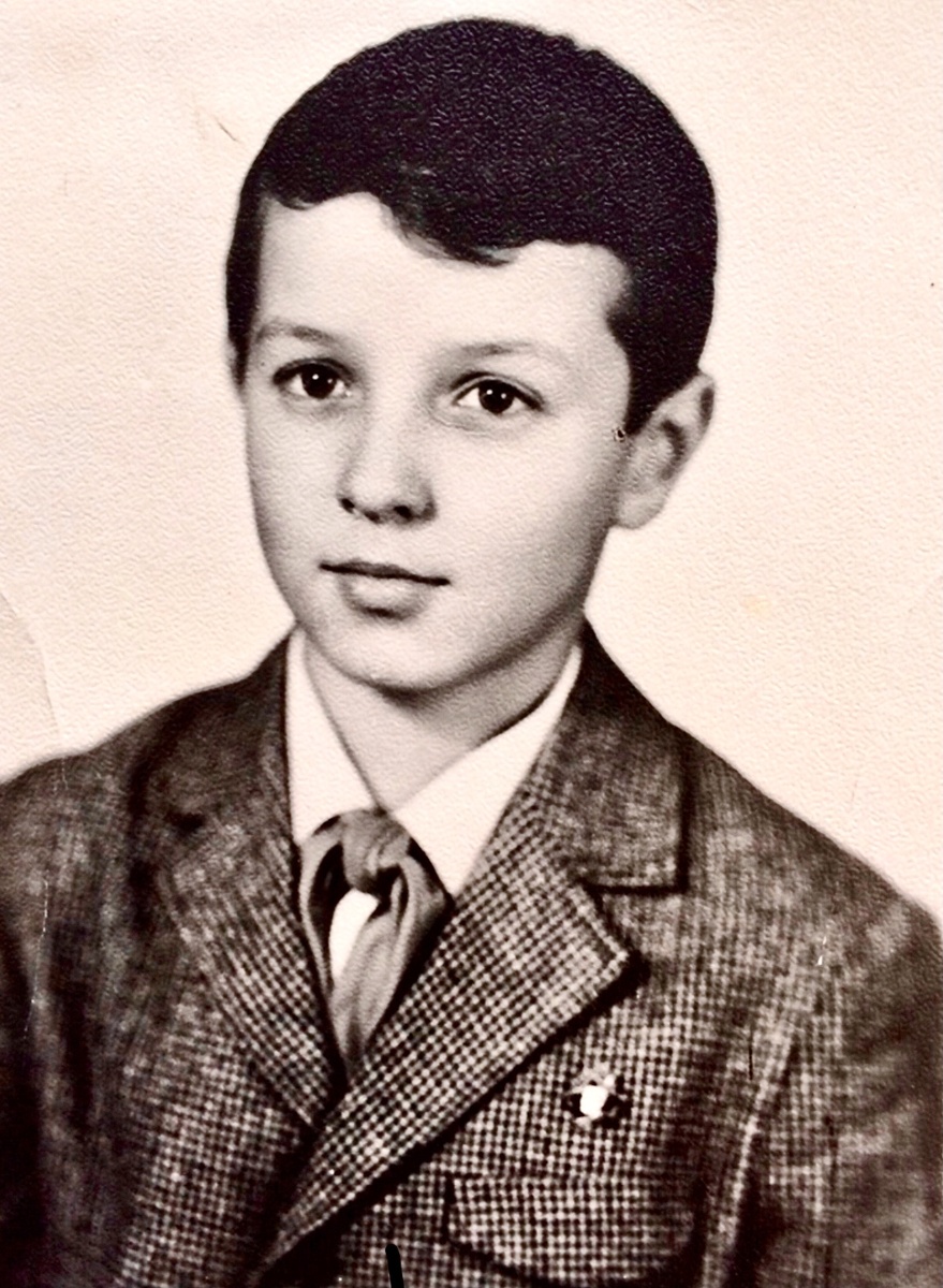 Я пятиклассник. Фото сделано для школьной доски Почета. Из семейного архива Федоренковых.