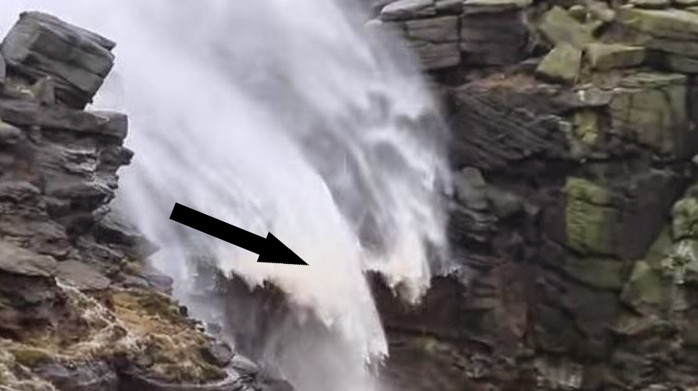    Водопады, которые бросают вызов гравитации — как это возможно