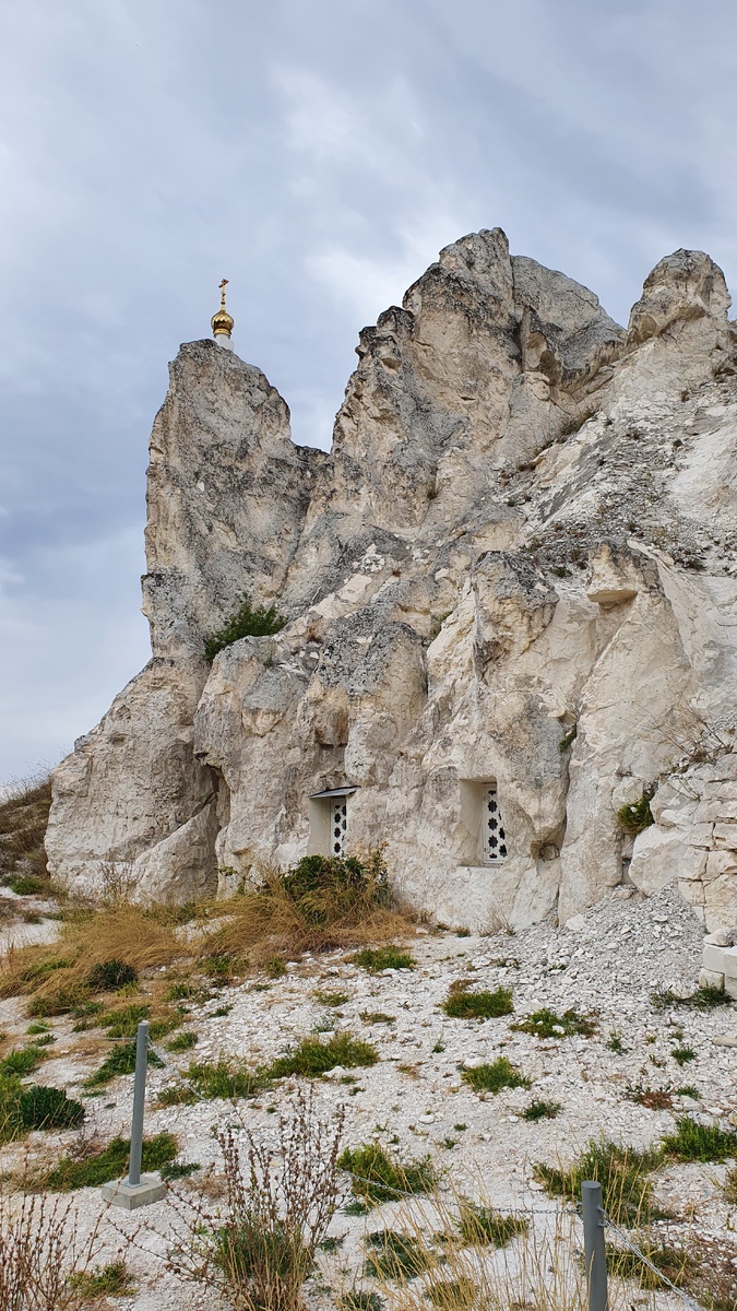 Пещерные храмы Дивногорья