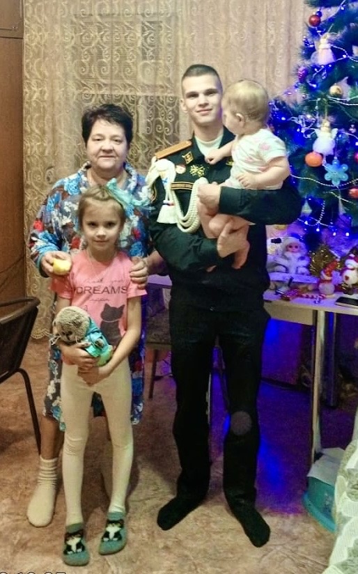 Илья 24 года. Наш защитник 