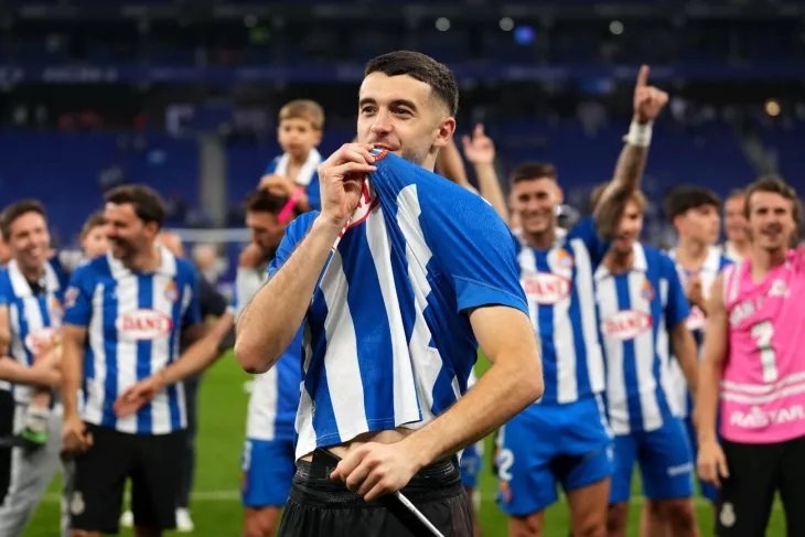    Один боится, второй протестует, третий бежит, четвертый – жив курилка. Что за цирк у «Барселоны» с вратарями? Фото #2