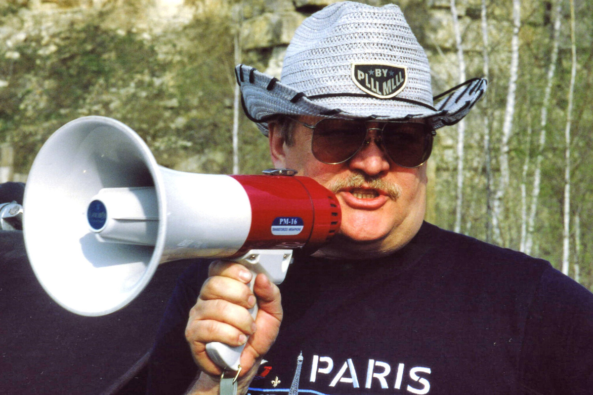 Режиссер Юрий Кара во время съемок фильма «С.П. Королев. Главный конструктор», 2007 год    📷