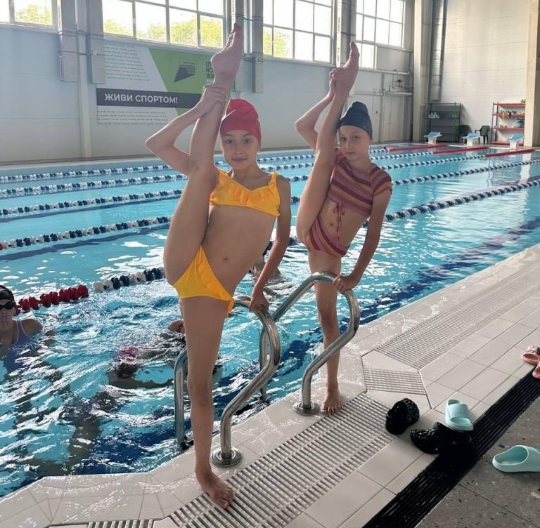    В училище Олимпийского резерва Оренбурга прошли сборы гимнастов Антон Пичурин