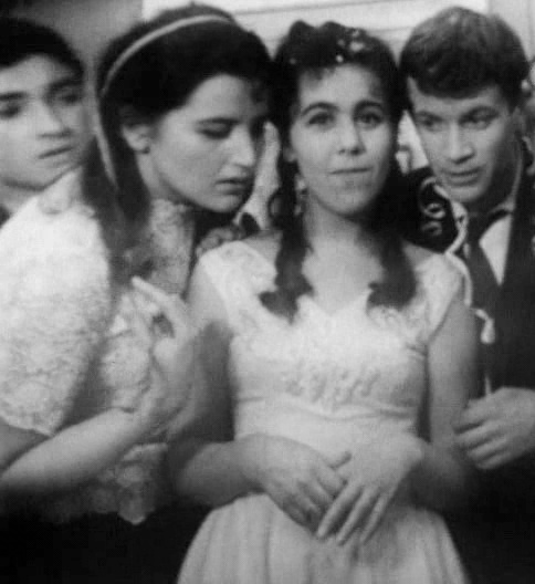 "Тебе, юность!"