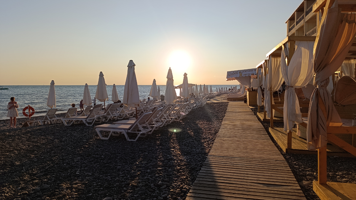 Сегодня пляжи Чёрного моря напоминают пляжи Римини 15 лет назад