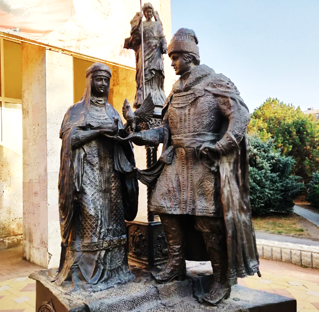 Памятник князю Петру и княгине Февронии 