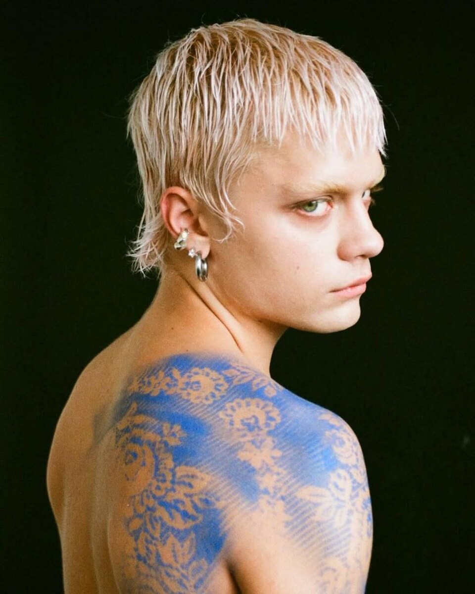 Листайте вправо, чтобы увидеть больше изображений