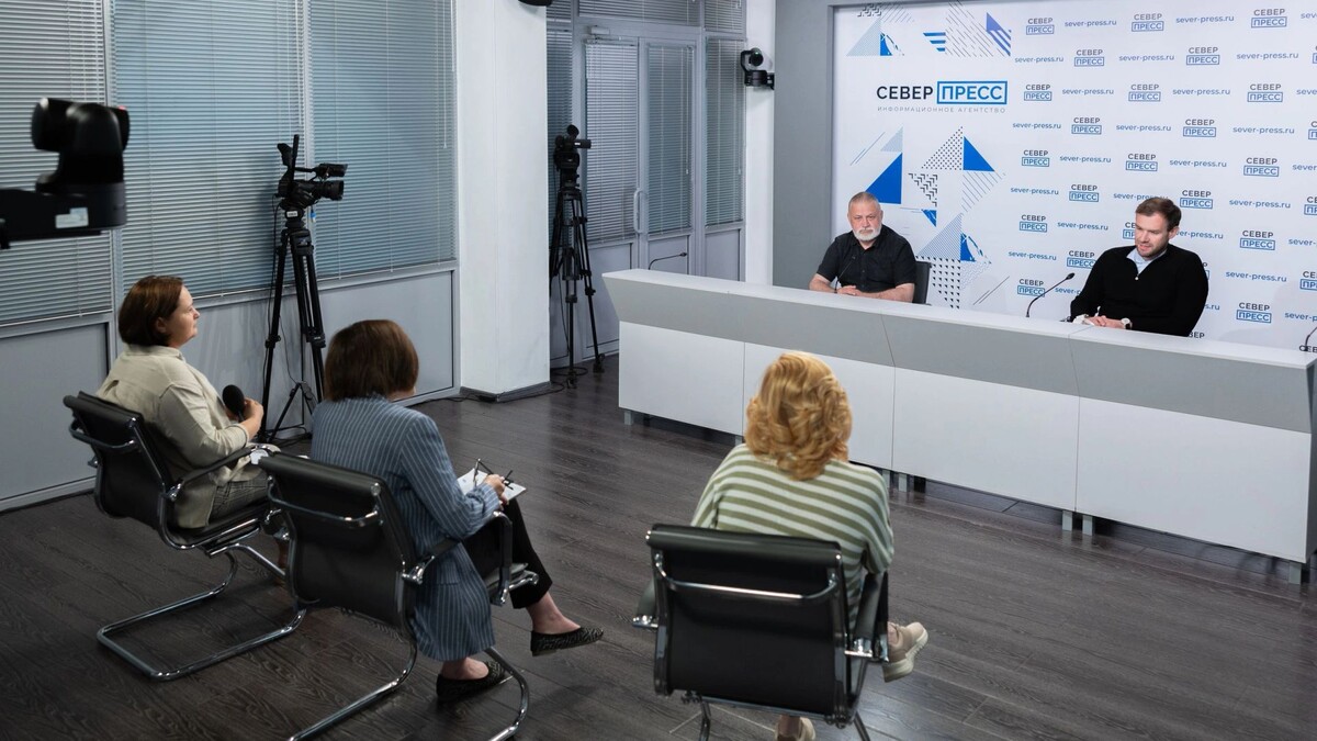    О том, как современные технологии помогут воссоздать облик Обдорского острога, говорили в пресс-центре «Север-Пресса». Фото: Александр Чирва / «Ямал-Медиа»