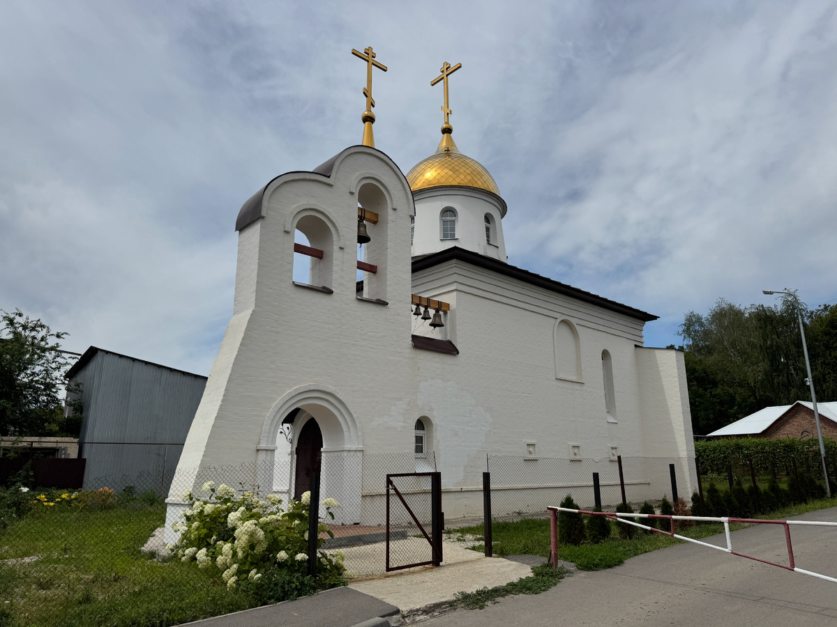 Храм Воскресения Христова, возведенный в 2018 году вместо разрушенного в советский период