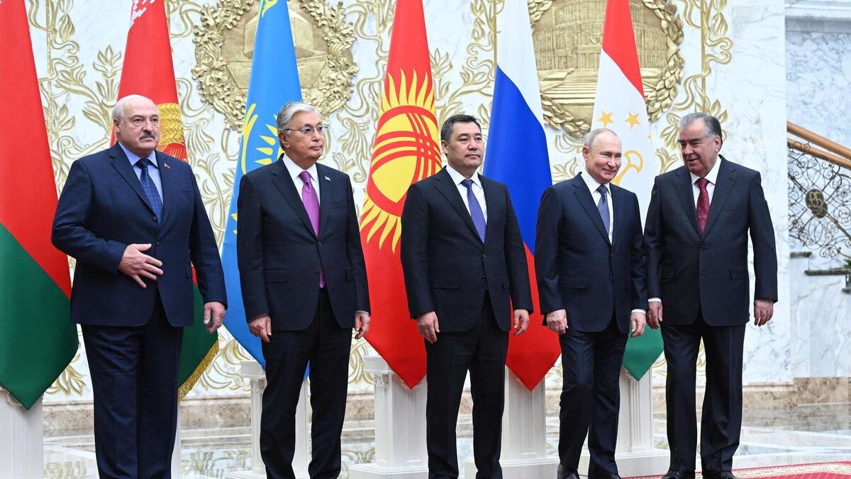 Президенты стран -членов ОДКБ (без представителя Армении)